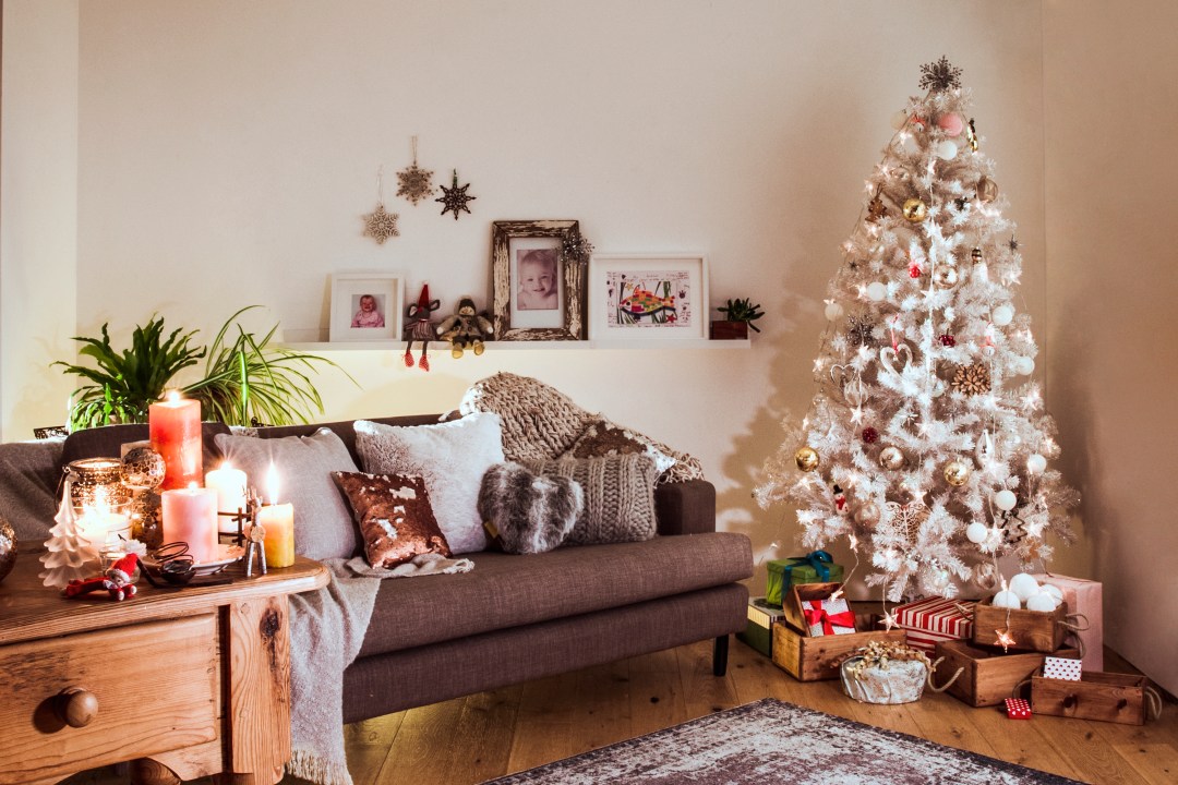 6 tips for cleaning your home at Christmas